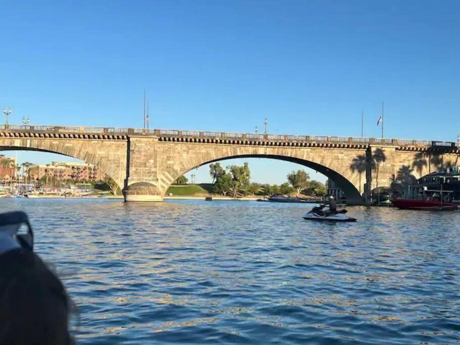 Pool King Lake Suite-Walk To Dt & Lake! Lake Havasu City Eksteriør billede