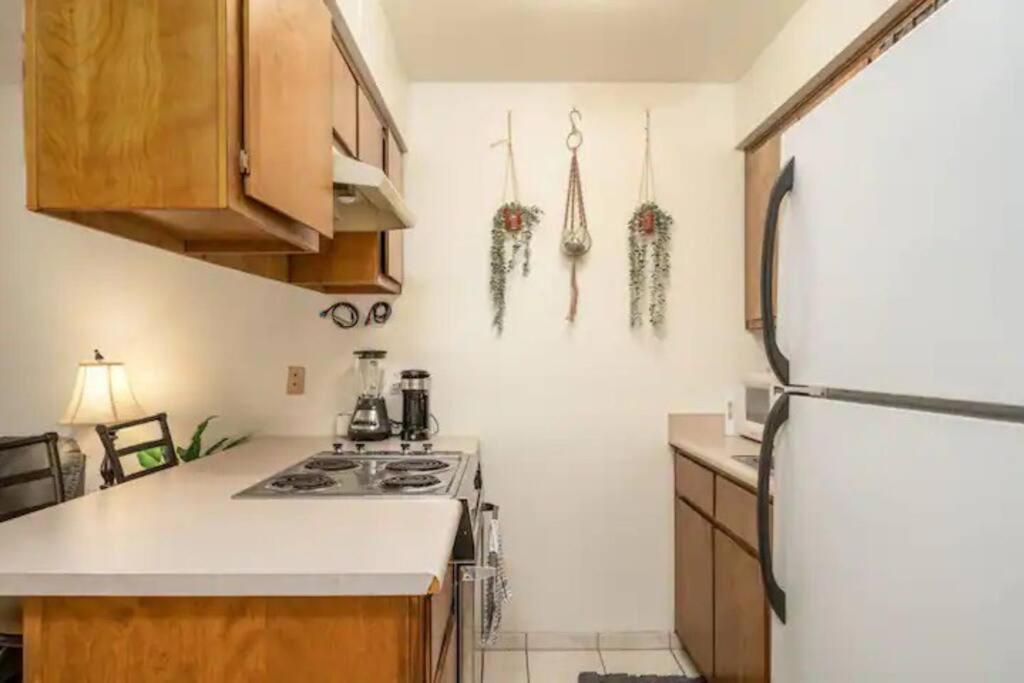 Pool King Lake Suite-Walk To Dt & Lake! Lake Havasu City Eksteriør billede